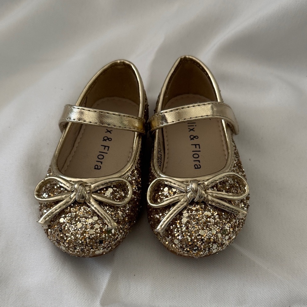 Felix & Flora Gold Sparkle toddler ballet Shoes